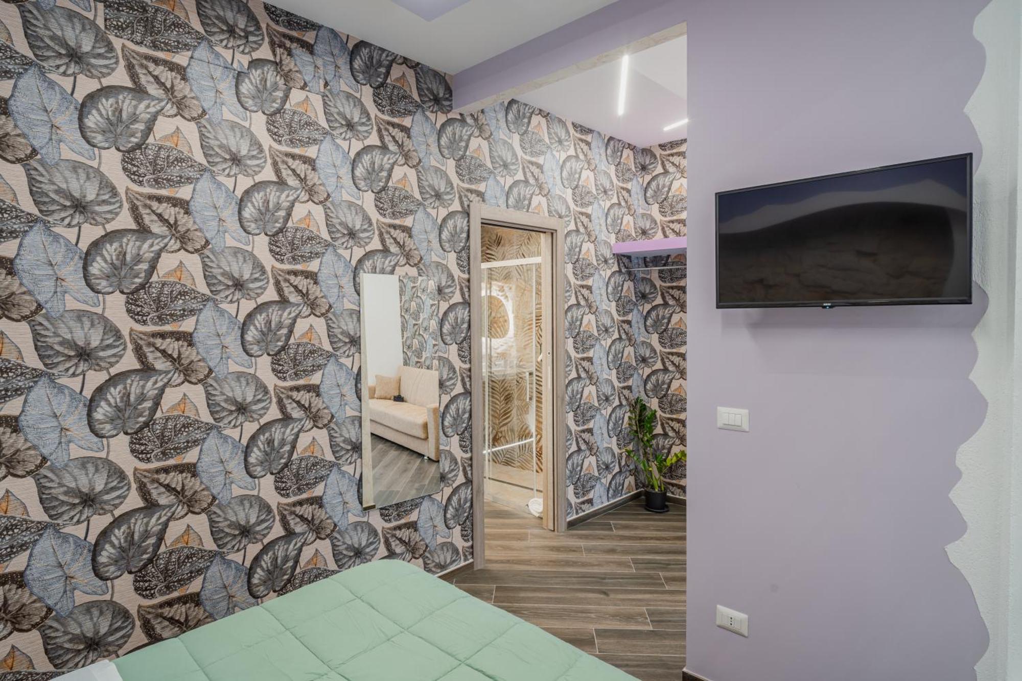Luxuite Spa Con Piscina E Jacuzzi アルベロベッロ エクステリア 写真